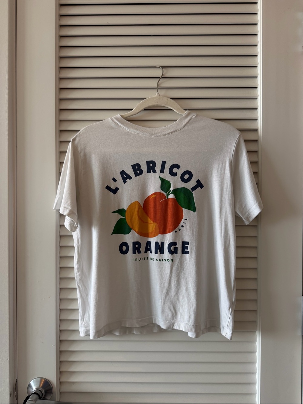 H&M White Tee with Orange Apricot Graphic